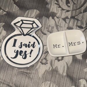 White Ceramic Ring Dish Set